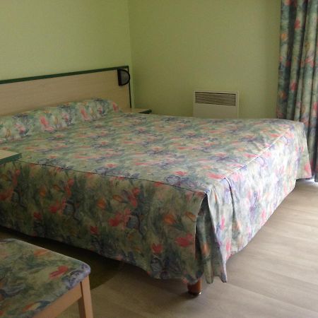 Le Boudes La Vigne Hotel Екстериор снимка
